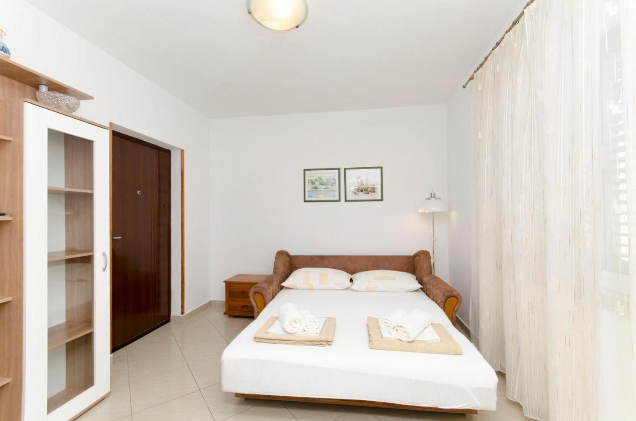 Apartments Banic พอสติรา ภายนอก รูปภาพ