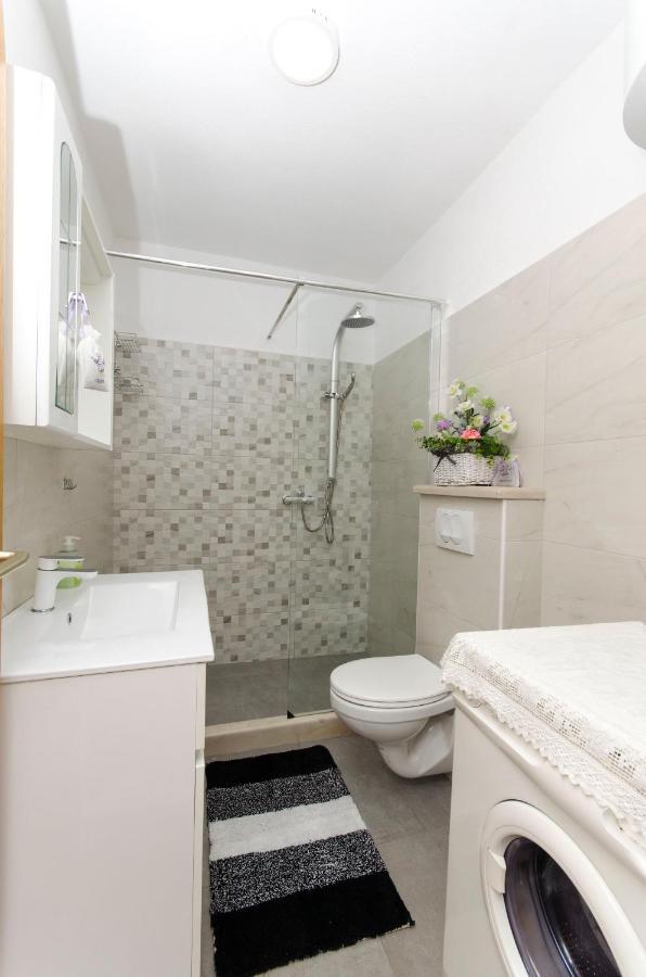 Apartments Banic พอสติรา ภายนอก รูปภาพ